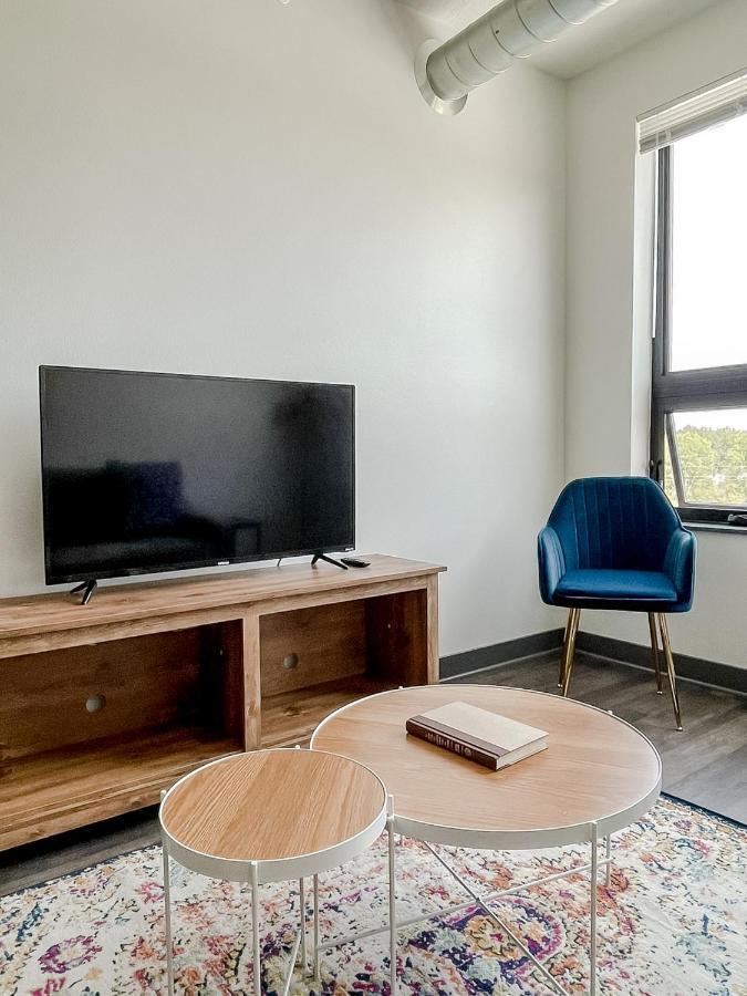 Sleepover 1Bd 1Ba Des Moines Apartments Kültér fotó
